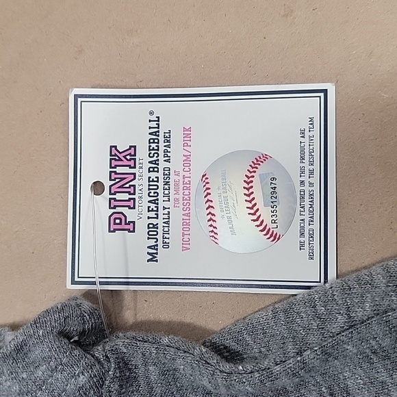 Victoria Secret with 5th & Ocean, Boston Red Sox, Size XS, Tee Shirt, NEW - Picture 8 of 10